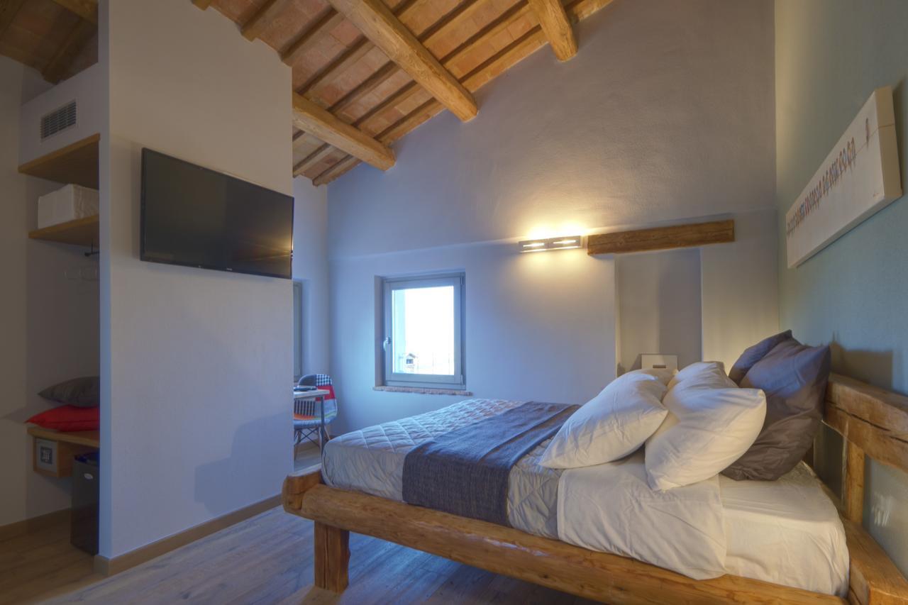 Bed and Breakfast Tabano Ristorante-Casolare à Jesi Extérieur photo